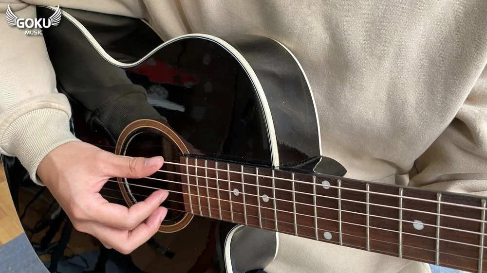 model 07 03 Dan Guitar Acoustic Goku F13AcB mau den Shop Dan Goku Music