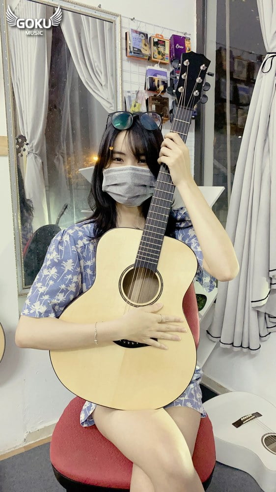 Đàn Guitar Acoustic Mini Odin F4M size 3/4 gỗ thịt 2A 7 model 30 03 Dan Guitar Acoustic Mini Goku F2M size 3 4 full go thit 1B Shop Dan Goku Music
