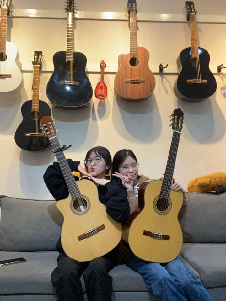 Mua Đàn Guitar Nam Từ Liêm Uy Tín - Goku Music - Liên hệ: 0363776899 3 Đa dạng mẫu mã cho khách lựa chọn