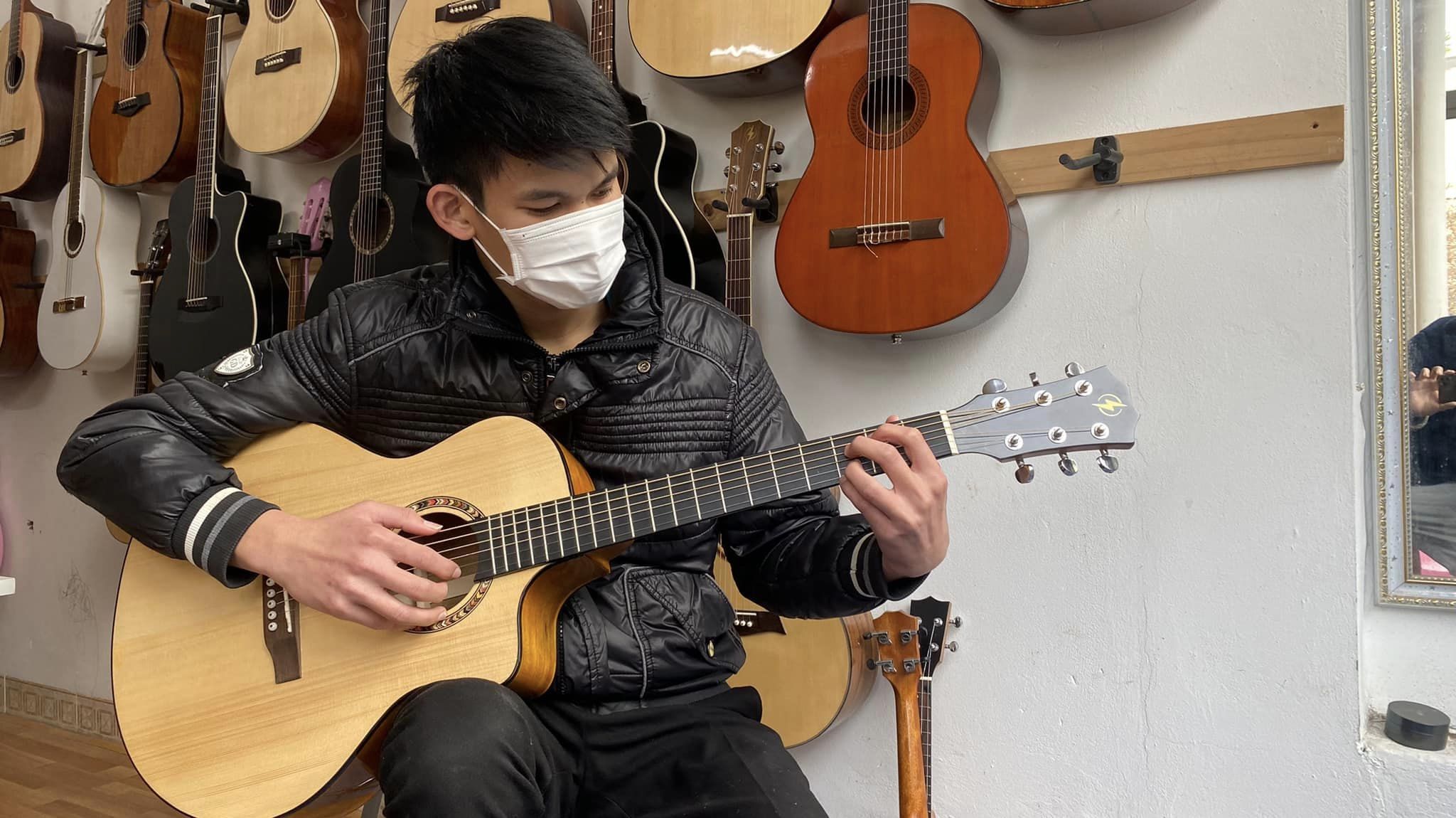 Đàn Guitar Odin F2AC phù hợp mới tập chơi