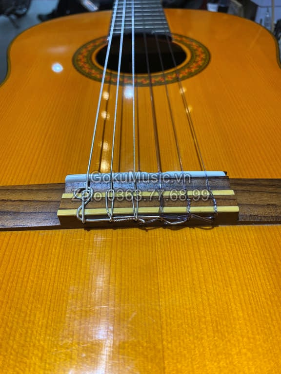 Sửa đàn guitar classic - Đàn sau khi thay dây và tặng gói vệ sinh