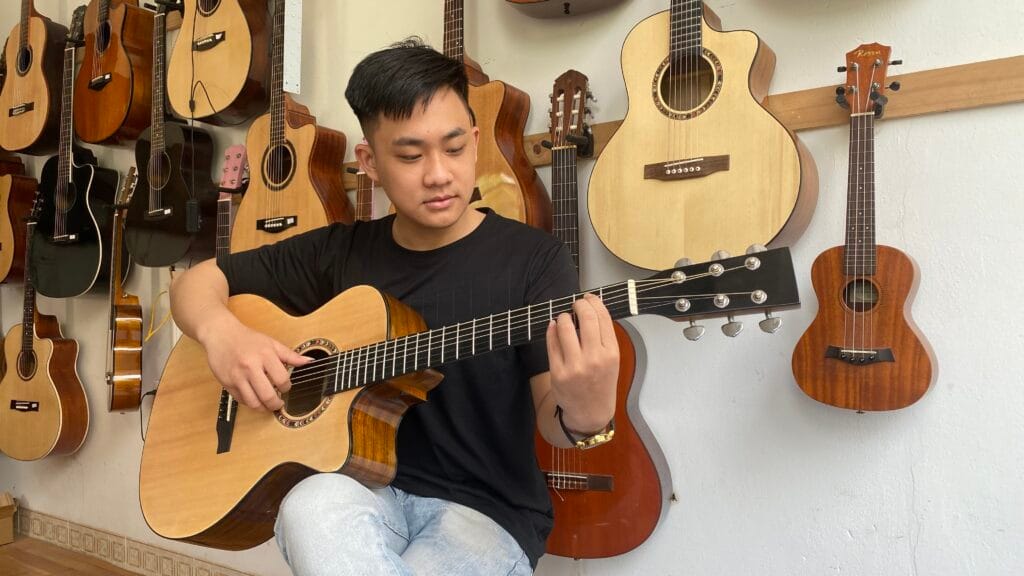 Địa chỉ mua đàn guitar Thanh Xuân - Goku Muisc 