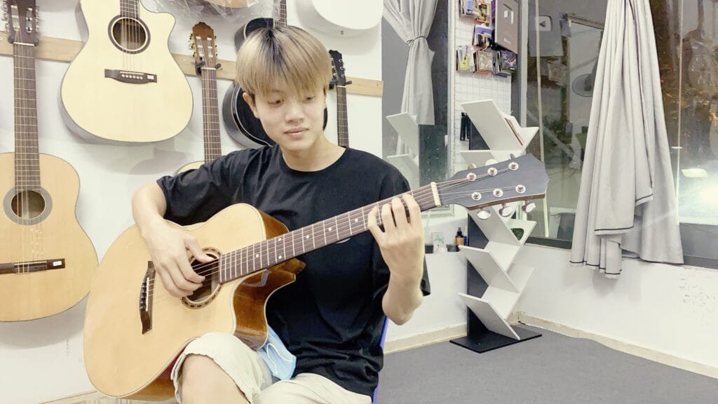 Mua Đàn Guitar Đống Đa Uy Tín - Goku Music - Liên hệ: 0363776899 2 Mẫu đàn guitar acoustic bán chạy tại Goku Music