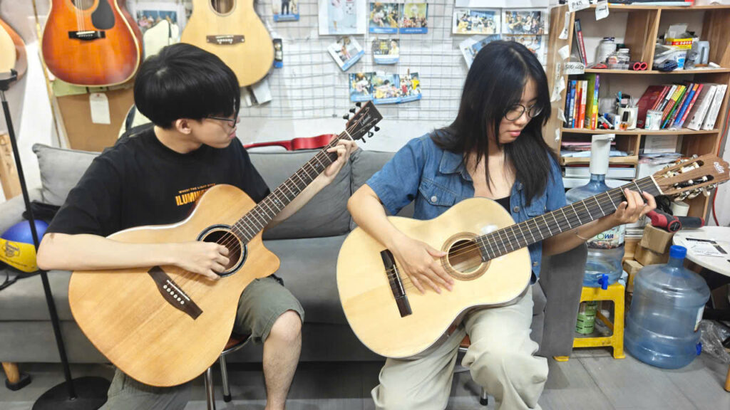 Mẫu guitar classic Odin F1N cho các bạn mới tập chơi