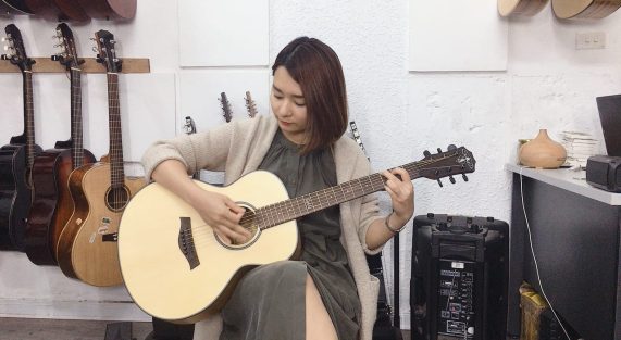 Học guitar bao lâu thì thành thạo